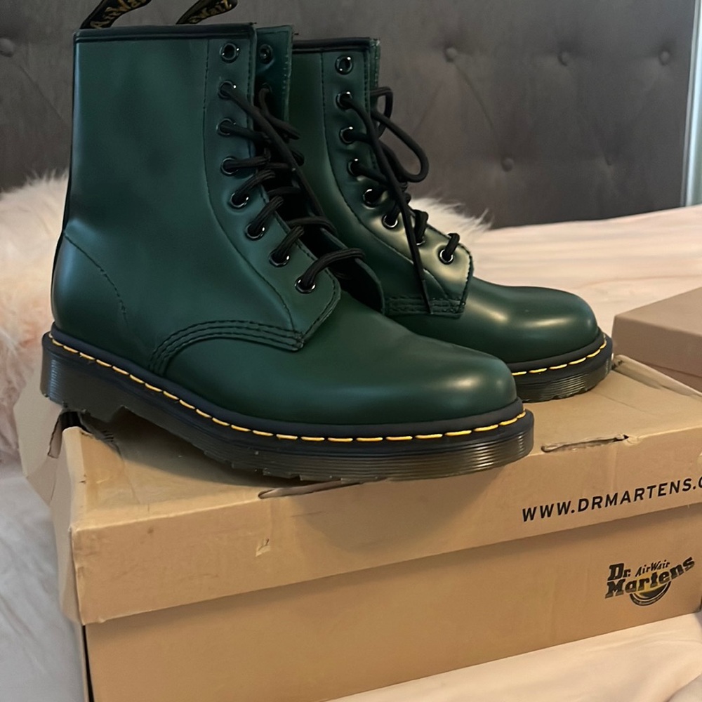 Green Dr.Martens